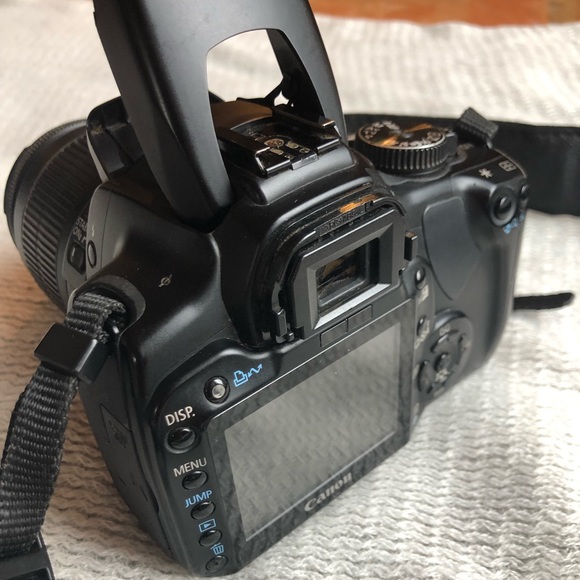 Canon Black Camera with Lens - Picture 7 of 8